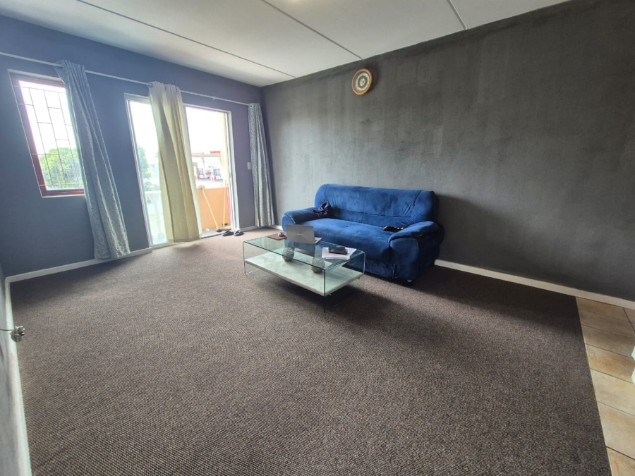 2 Bedroom Property for Sale in Parklands Western Cape